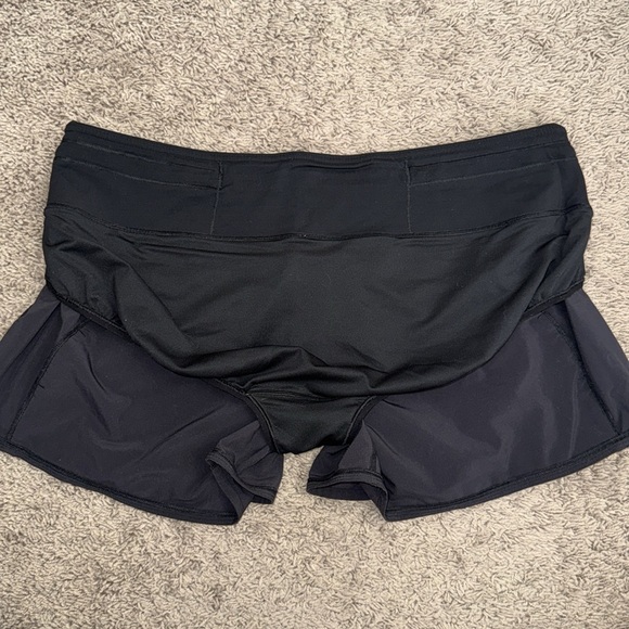 Lululemon Speed Up Short *Long 4" - Picture 6 of 7